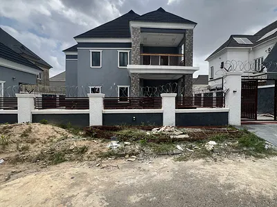 4 Bed Fully Detached Duplex