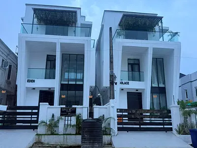 Don't Miss This Incredible Opportunity to Own a Luxury 4bedroom Duplex