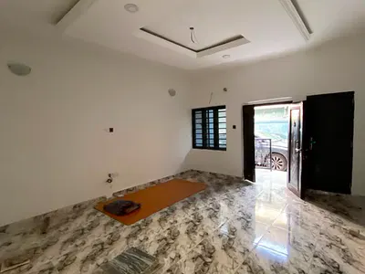 Brand New 2bedrooms Luxury Apartment