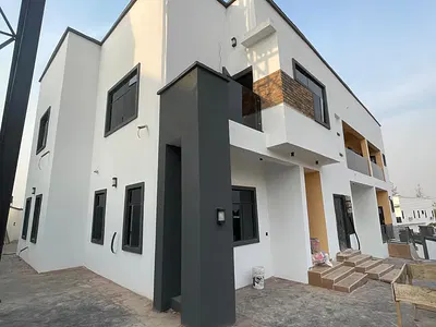 A Luxurious 3 Bedroom Flat