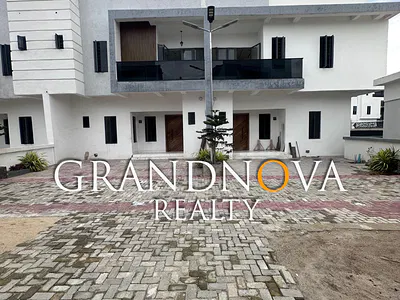 Well Built 4 Bedroom Semi-Detached Duplex with BQ