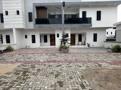 Well Built 4 Bedroom Semi-Detached Duplex with BQ