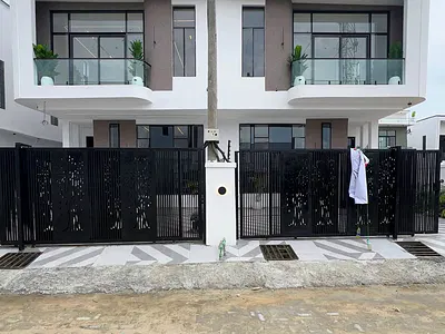 Tastefully 4 Bedroom Semi-Detached Duplex with BQ