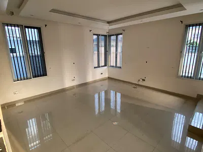 4 Bedroom Terrace
