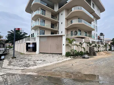 Luxury 3 Bedroom Apartment