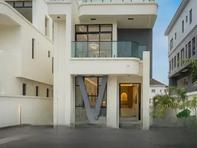 5-Bedroom Fully Detached Duplex with BQ and Pool