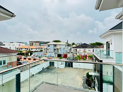 Massive 5 Bedroom+bq Terrace