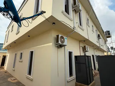 Furnished 5 Bedroom Semi Detached Duplex