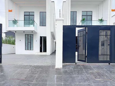 Five Bedroom Detached Duplex with Swimming Pool