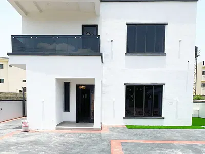 Five Bedroom Fully Detached Duplex with Swimming Pool