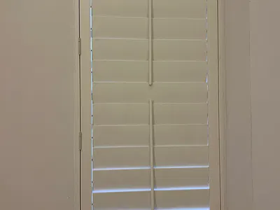 Fully Furnished 2 Bedroom Apartment with Study Room