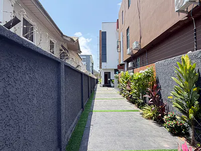 Well Finished 5 Bedroom Detached Duplex with BQ in Lekki Phase 1