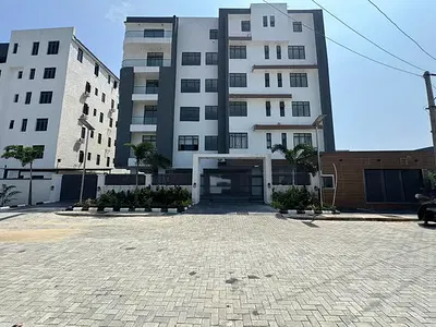 Tastefully Finished 3 Bedroom Apartment with BQ