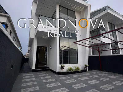 Spacious 5 Bedroom Detached Duplex with Pool and BQ