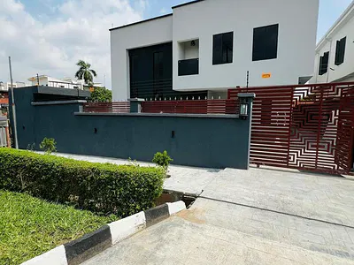 Newly Built 4 Bedroom Detached Duplex Plus BQ.
