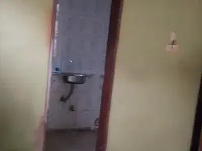 Compact 2 Bedroom Apartment in an Estate