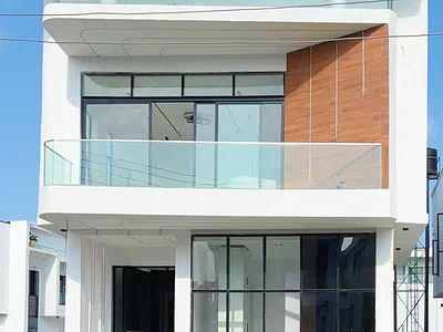 Five Bedroom Detached Duplex with Pool