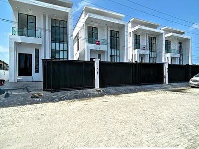Modern 4 Bedroom Detached Duplex