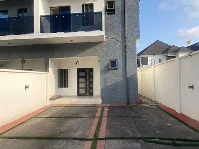 3bedroom Luxury Semi Detached Duplex