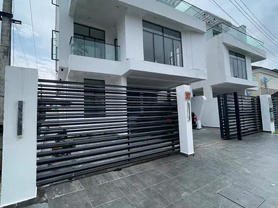 5 Bedroom Fully Detached Duplex with Pool BQ Open Terrace