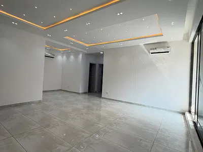 Spacious 3 Bedroom Apartment with BQ
