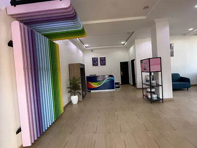 165 SQM Groundfloor Space with Tarred Accessible Roads