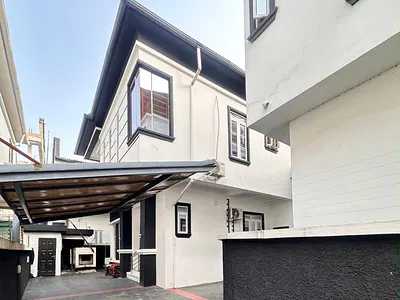 5 Bedroom Fully Detached Duplex