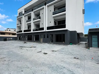 Serviced 4 Bedroom Terrace with BQ