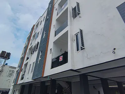 Studio Selfcon in Orchid Road Available