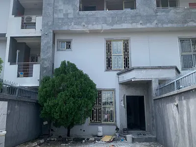 5 Bed Townhouse (Self Compound) Duplex for Residential or Office Use
