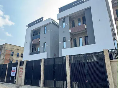 Super Affordable 2 Bedroom Apartment in a Premium Location
