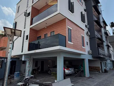Brand New 3 Bedroom Apartment with Fitted Kitchen & Ample Parking