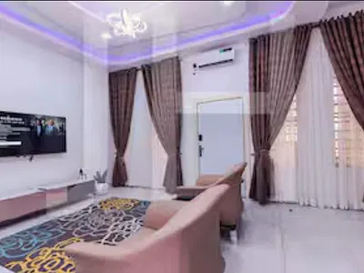4 Bedroom