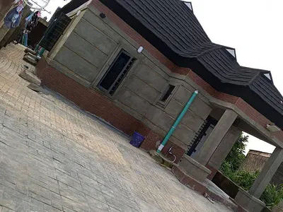 Newly Built Modern Standard 3 Bedroom Flat