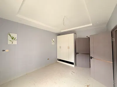 Luxurious and Exquisitely Finished 3 Bedroom Apartment