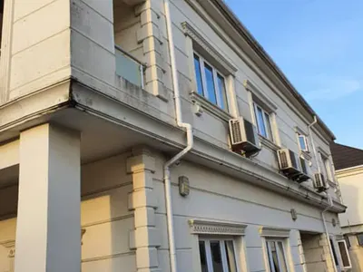 5bedroom Fully Detached House