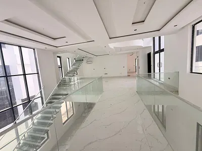 Luxurious and Beautiful 5bedroom Duplex