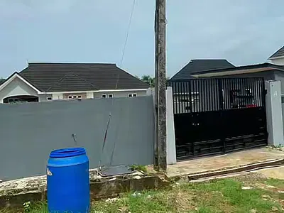 3 Bedroom Bungalow on a Full Plot
