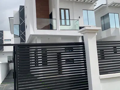 5 Bedroom Duplex with BQ