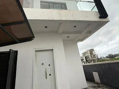 Luxury 4 Bedroom Fully Detached Duplex with BQ