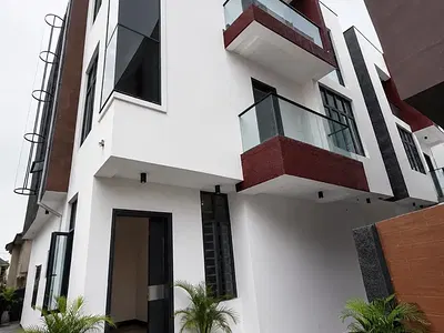 Five Bedroom Duplex with BQ