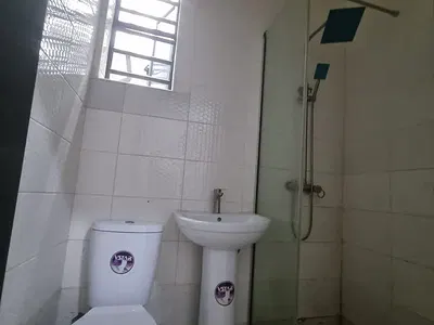 A Room Self Contain Upstairs