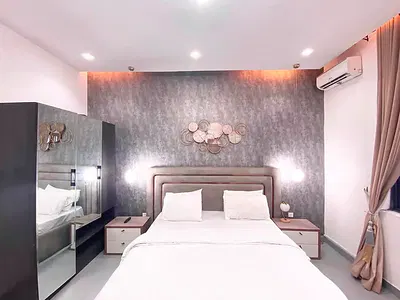 4 Bedrooms En-Suite Smart House Terrace