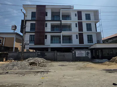 Luxury 2 Bedroom Apartment in a Strategic Location