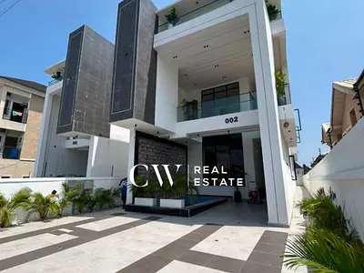 5 Bedrooms Detached House with BQ