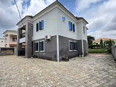 4 Bedroom Detached Duplex