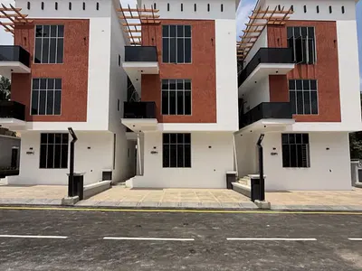 4-Bedroom Terrace Duplex with a BQ