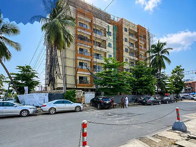 Spacious 2 Bedroom Apartment with BQ & Gym