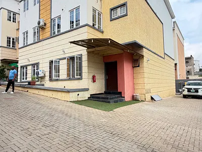 4 Bedroom Detached Duplex with BQ