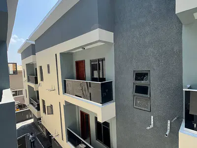 Two Bedroom Apartment in a Flood Free Environment